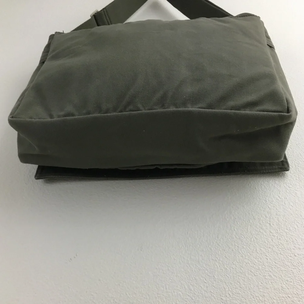 Unisex Laptop Messenger Bag